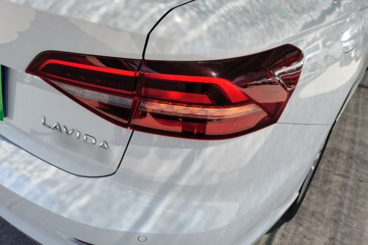 Used Volkswagen Lavida 2022 280TSI DSG Comfort Edition Right Rear Taillight