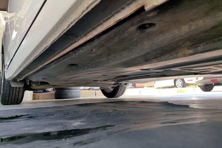 Used Volkswagen Lavida 2022 1.5L Automatic Comfort Edition Right Side Sill
