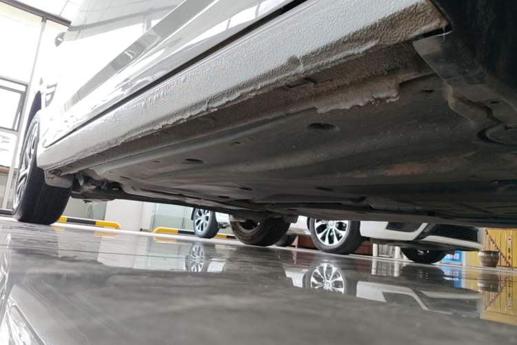 Used Volkswagen Lavida 2022 280TSI DSG Comfort Edition Right Side Sill