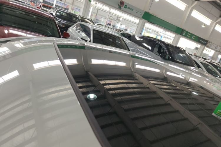 Used Volkswagen Lavida 2022 1.5L Automatic Comfort Edition Roof