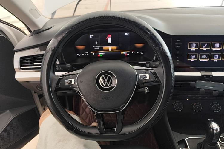 Used Volkswagen Lavida 2022 1.5L Automatic Comfort Edition Steering Wheel