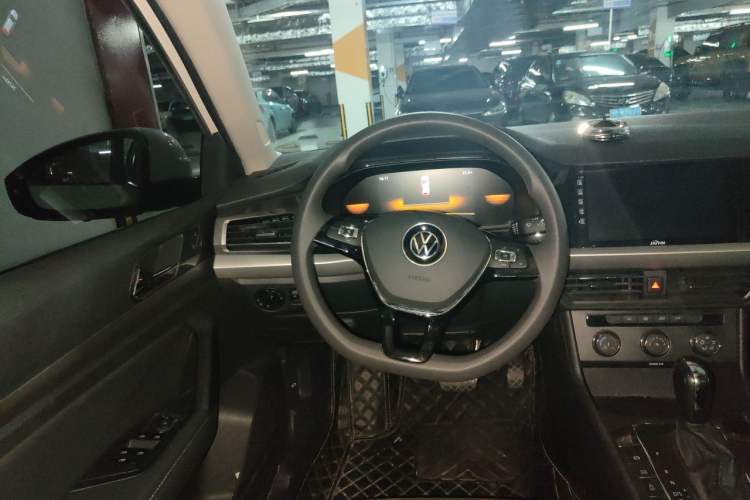 Used Volkswagen Lavida 2022 280TSI DSG Comfort Edition Steering Wheel
