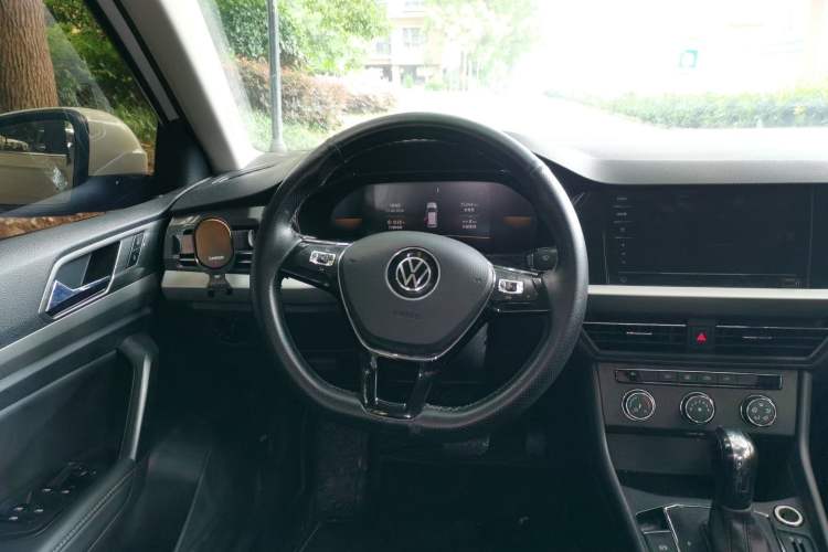 Used Volkswagen Lavida 2022 280TSI DSG Comfort Edition Steering Wheel