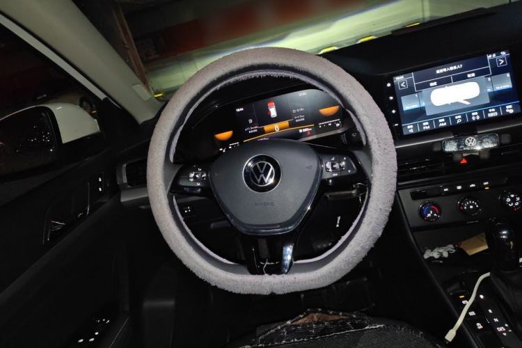 Used Volkswagen Lavida 2022 1.5L Automatic Comfort Edition Steering Wheel