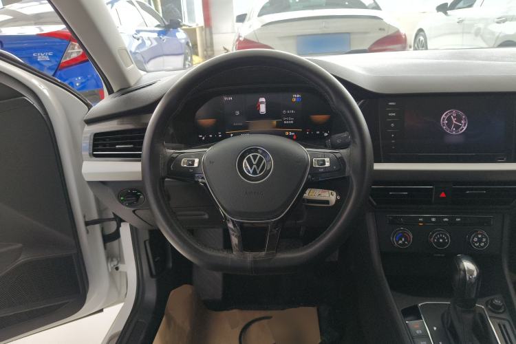 Used Volkswagen Lavida 2022 1.5L Automatic Comfort Edition Steering Wheel