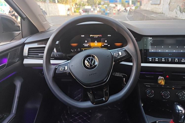 Used Volkswagen Lavida 2022 1.5L Automatic Comfort Edition Steering Wheel