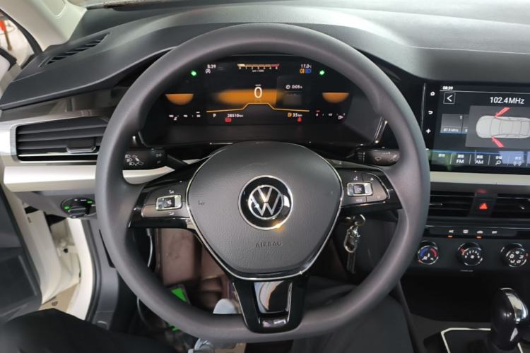 Used Volkswagen Lavida 2022 1.5L Automatic Comfort Edition Steering Wheel
