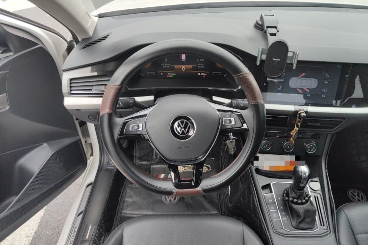 Used Volkswagen Lavida 2022 1.5L Automatic Comfort Edition Steering Wheel