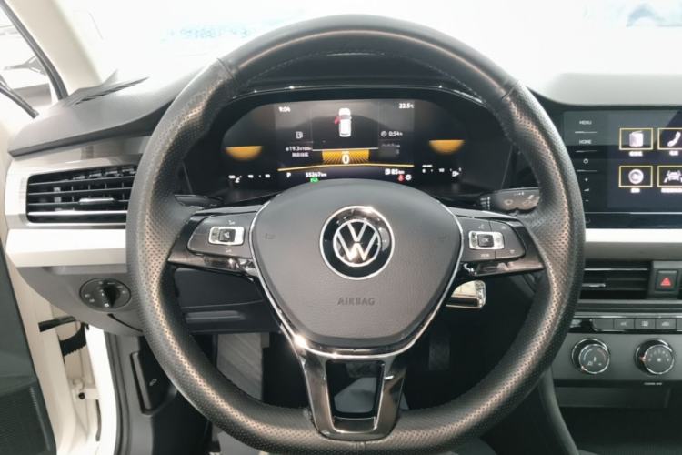 Used Volkswagen Lavida 2022 1.5L Automatic Comfort Edition Steering Wheel