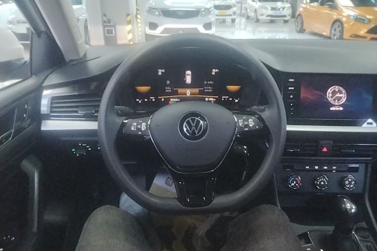 Used Volkswagen Lavida 2022 1.5L Automatic Comfort Edition Steering Wheel