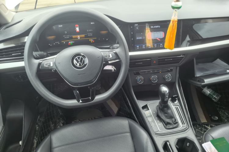 Used Volkswagen Lavida 2022 1.5L Automatic Comfort Edition Steering Wheel