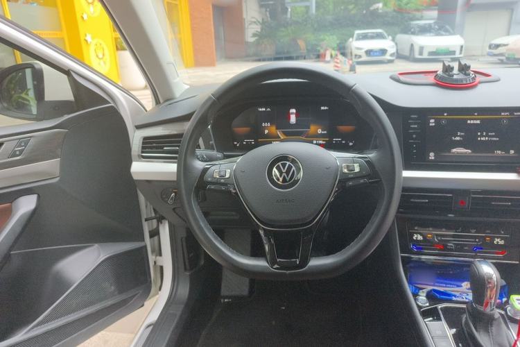 Used Volkswagen Lavida 2022 280TSI DSG Luxury Edition Steering Wheel