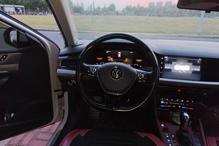 Used Volkswagen Lavida 2022 280TSI DSG Luxury Edition Steering Wheel