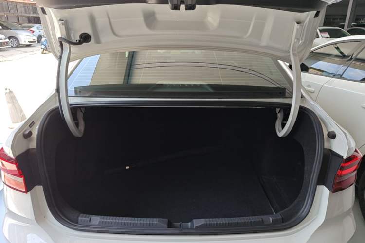 Used Volkswagen Lavida 2022 280TSI DSG Comfort Edition Trunk