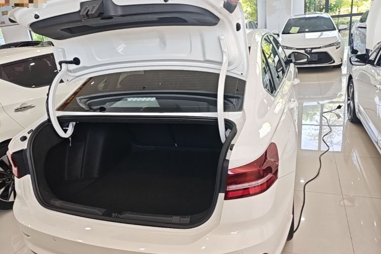 Used Volkswagen Lavida 2022 1.5L Automatic Comfort Edition Trunk