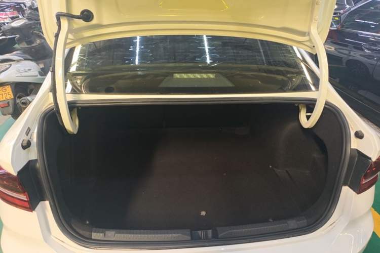 Used Volkswagen Lavida 2022 280TSI DSG Comfort Edition Trunk
