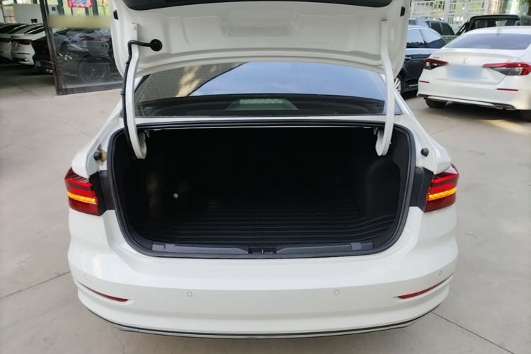 Used Volkswagen Lavida 2022 1.5L Automatic Comfort Edition Trunk