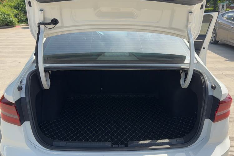 Used Volkswagen Lavida 2022 280TSI DSG Comfort Edition Trunk