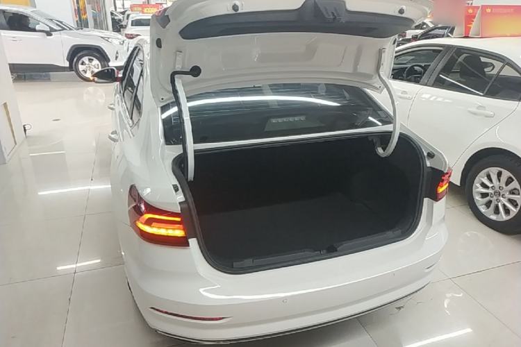 Used Volkswagen Lavida 2022 280TSI DSG Comfort Edition Trunk