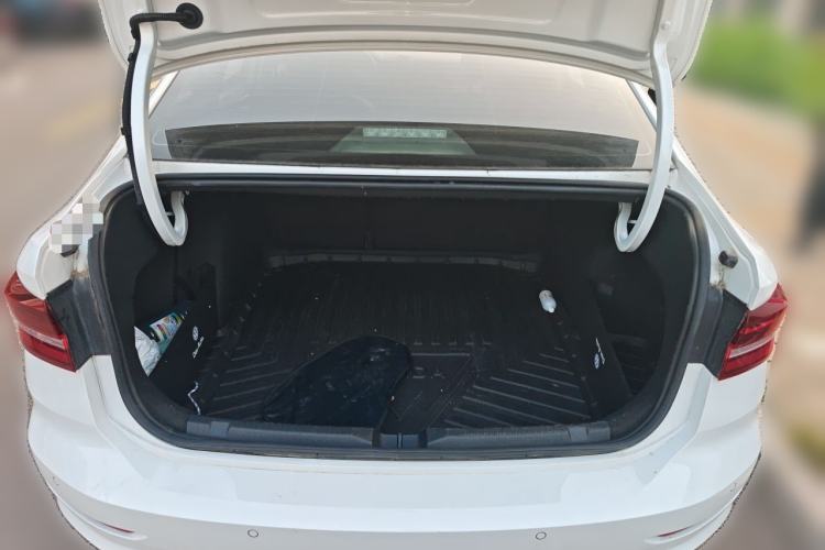 Used Volkswagen Lavida 2022 1.5L Automatic Comfort Edition Trunk
