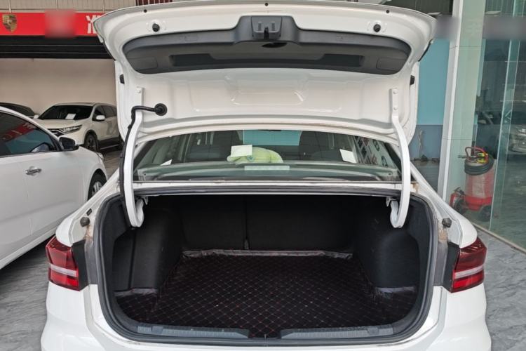 Used Volkswagen Lavida 2022 1.5L Automatic Comfort Edition Trunk