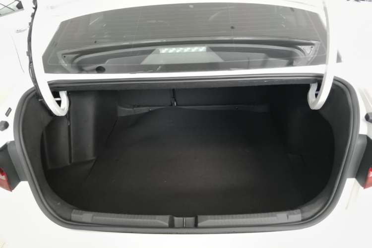 Used Volkswagen Lavida 2022 1.5L Automatic Comfort Edition Trunk