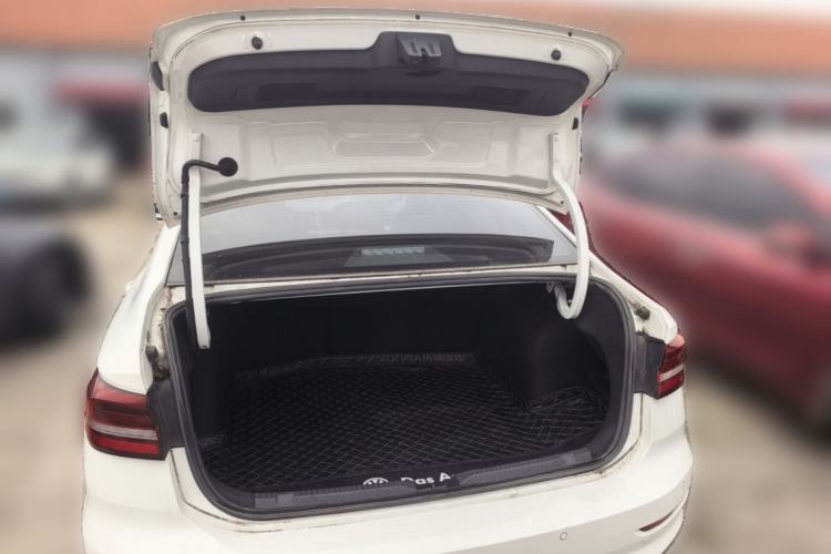 Used Volkswagen Lavida 2022 1.5L Automatic Comfort Edition Trunk