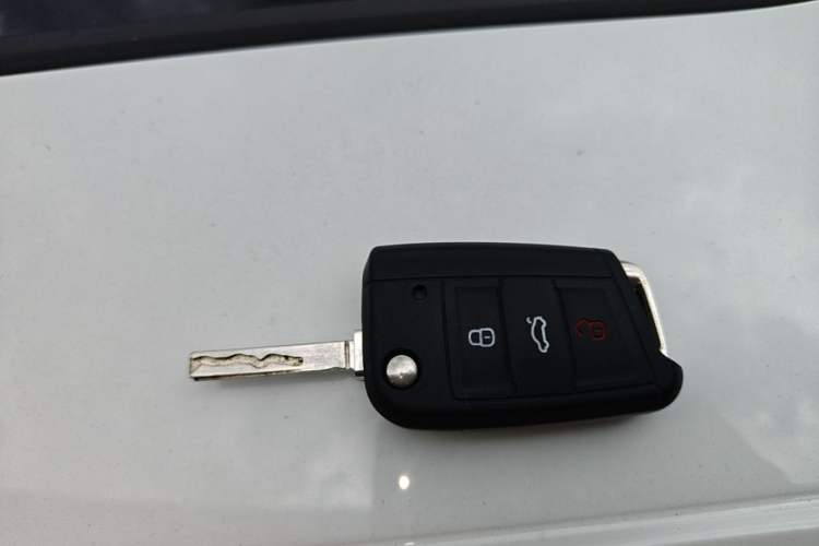 Used Volkswagen Lavida 2022 1.5L Automatic Comfort Edition Vehicle Key