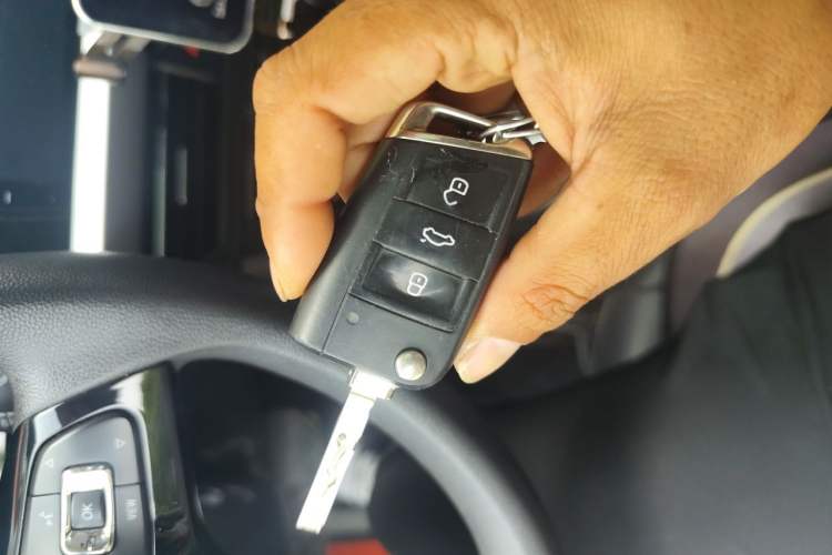 Used Volkswagen Lavida 2022 1.5L Automatic Comfort Edition Vehicle Key