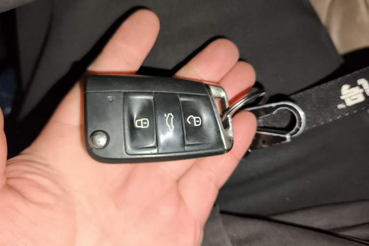 Used Volkswagen Lavida 2022 1.5L Automatic Comfort Edition Vehicle Key