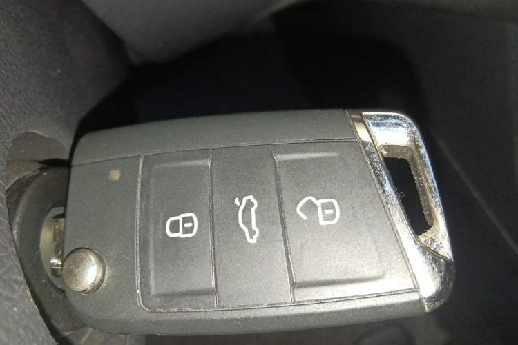 Used Volkswagen Lavida 2022 1.5L Automatic Vision Edition Vehicle Key