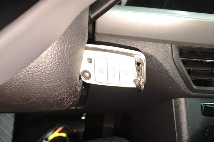 Used Volkswagen Lavida 2022 1.5L Automatic Comfort Edition Vehicle Key