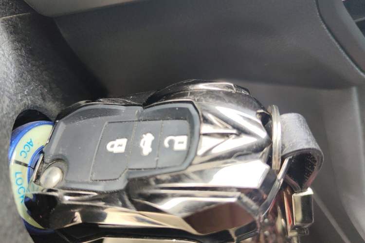 Used Volkswagen Lavida 2022 1.5L Manual Comfort Edition Vehicle Key