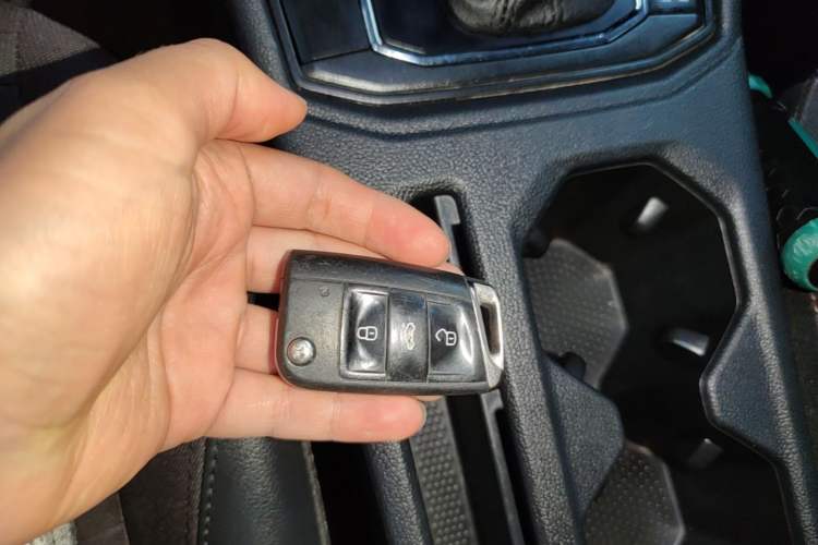 Used Volkswagen Lavida 2022 1.5L Automatic Vision Edition Vehicle Key