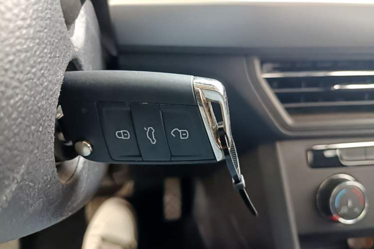 Used Volkswagen Lavida 2022 280TSI DSG Comfort Edition Vehicle Key
