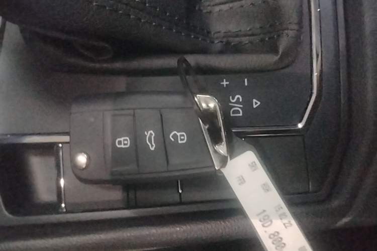 Used Volkswagen Lavida 2022 1.5L Automatic Comfort Edition Vehicle Key