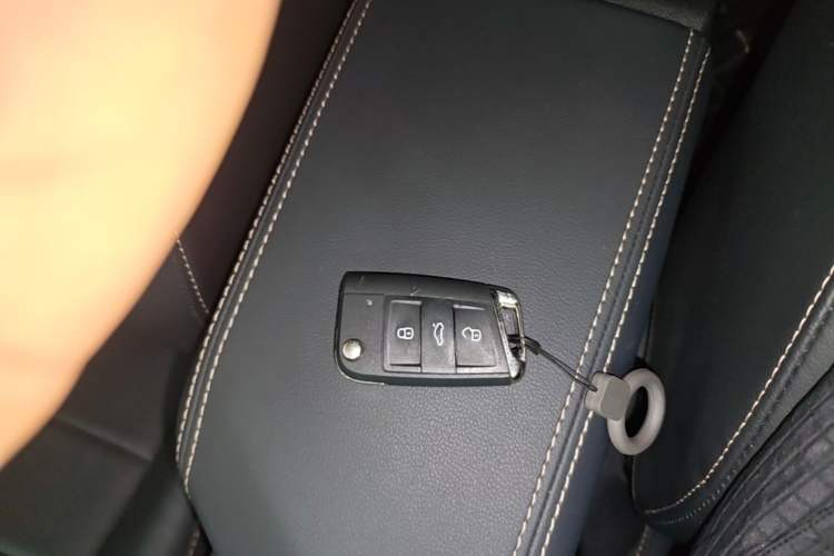 Used Volkswagen Lavida 2022 1.5L Automatic Comfort Edition Vehicle Key