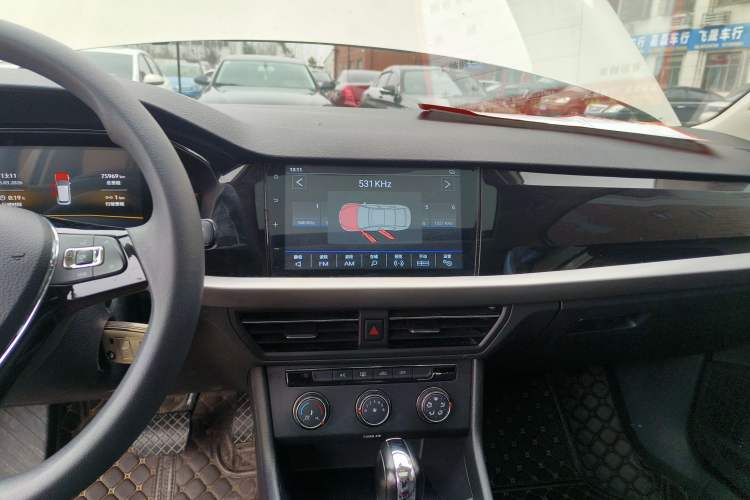 Used Volkswagen Lavida 2022 280TSI DSG Comfort Edition Audio And AC Panel
