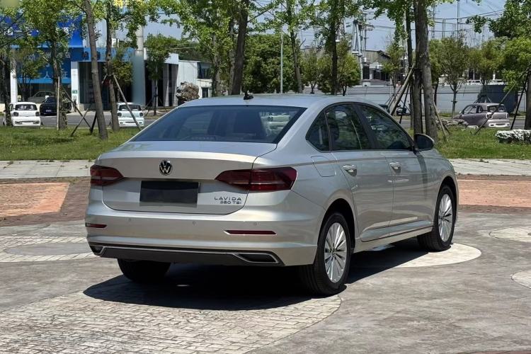 Used Volkswagen Lavida 2022 280TSI DSG Comfort Edition Exterior 9