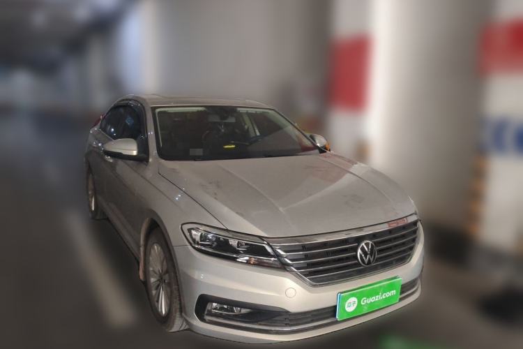 Used Volkswagen Lavida 2022 1.5L Automatic Vision Edition Front Right 45 Deg