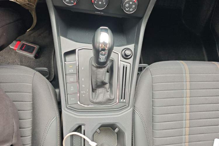 Used Volkswagen Lavida 2022 280TSI DSG Comfort Edition Gear Lever