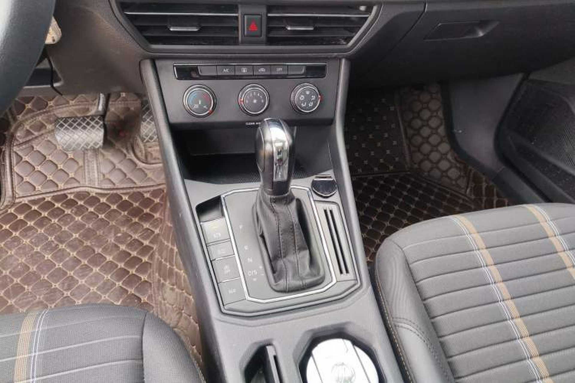 Used Volkswagen Lavida 2022 280TSI DSG Comfort Edition Gear Lever
