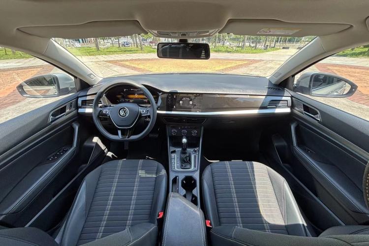 Used Volkswagen Lavida 2022 280TSI DSG Comfort Edition Interior 5