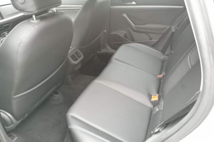 Used Volkswagen Lavida 2022 1.5L Automatic Fashion Edition Left Rear Seat