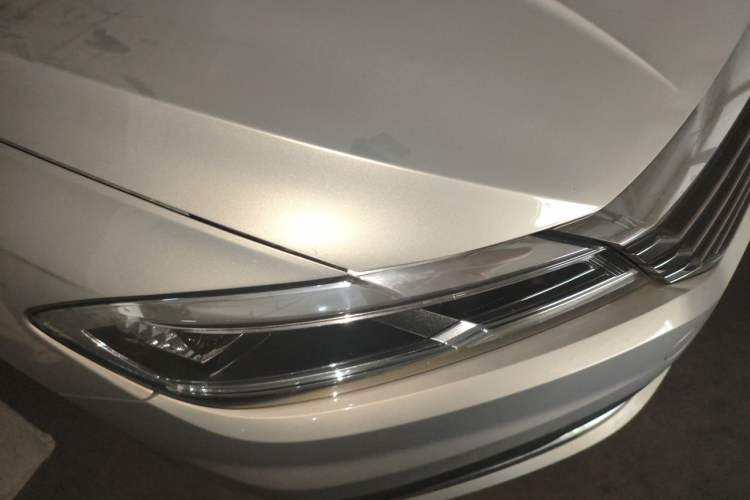 Used Volkswagen Lavida 2022 1.5L Automatic Vision Edition Right Front Headlight
