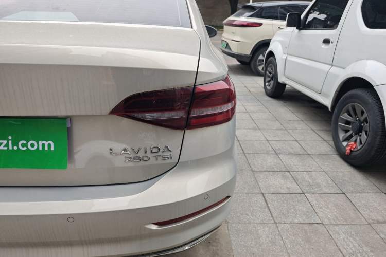 Used Volkswagen Lavida 2022 280TSI DSG Comfort Edition Right Rear Taillight