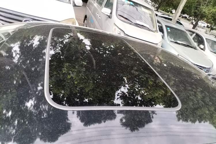Used Volkswagen Lavida 2022 1.5L Automatic Comfort Edition Roof