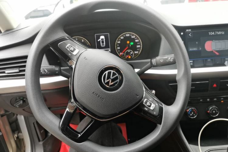 Used Volkswagen Lavida 2022 1.5L Automatic Fashion Edition Steering Wheel