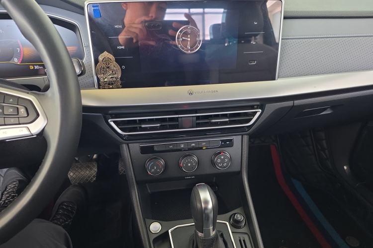 Used Volkswagen Lavida 2023 280TSI DSG Full-Comfort Edition Audio And AC Panel