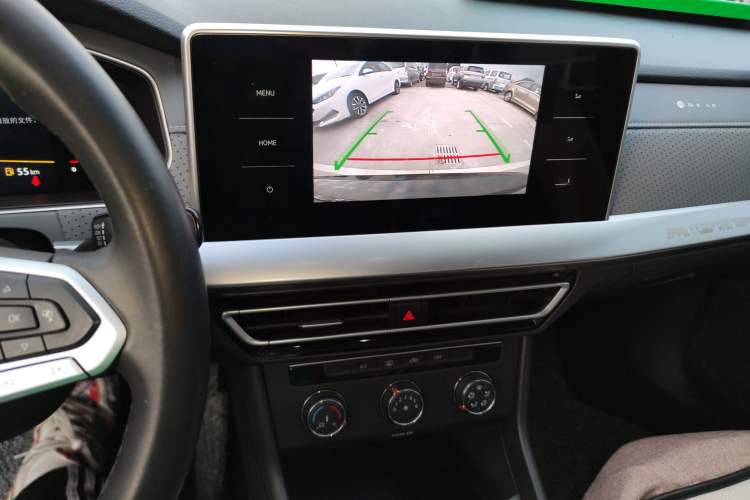Used Volkswagen Lavida 2023 280TSI DSG Full-Comfort Edition Audio And AC Panel